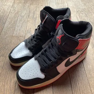 Air Jordan 하이컷 스니커즈 블랙/화이트/레드 미사용품