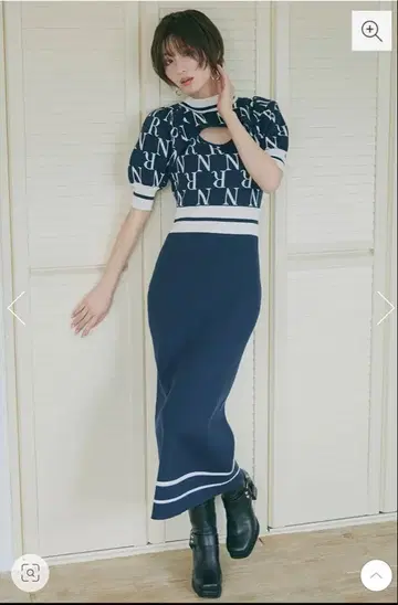 2WAYR 로고 라인 니트 원피스 리엔다 rienda