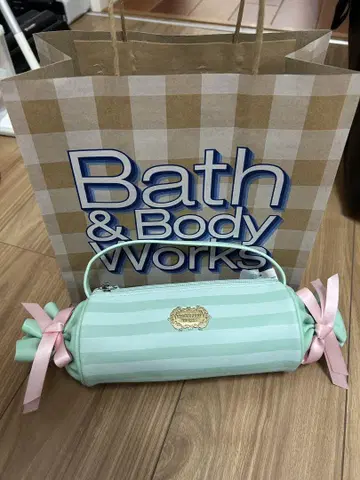 새 제품 미사용 Bath & Body Works 파우치