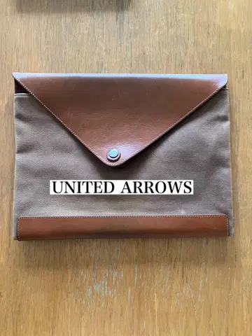 UNITED ARROWS 클러치백
