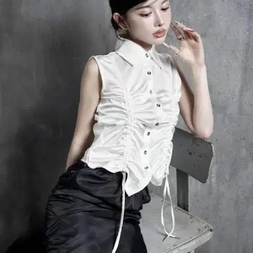 다리치 레이스 도킹 디자인 셔츠