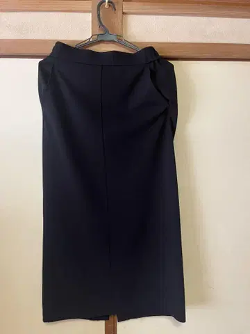 그린 레이블 리라크싱 올마이타이트 스커트