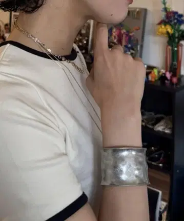 새상품 [ eL+1 ] Wide Bangle 실버 오네 콜라보 지나시스