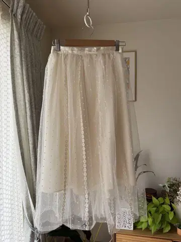 질스튜어트 JILLSTUART 츄르 스커트 결함 있음