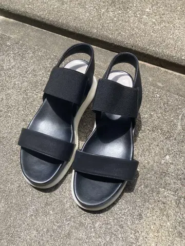 블랙 스포츠 샌들 통굽