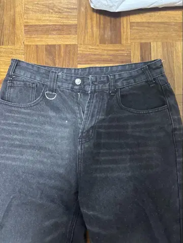 블랙 스트레이트 데님 팬츠