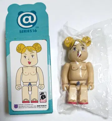 베어브릭 16 아티스트 뒷면 DJ 오즈마