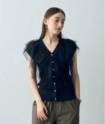 투명 레이스 러플 노스 카디건 검정