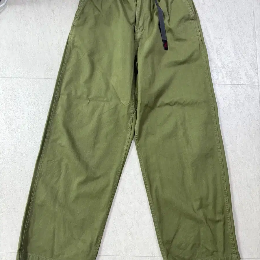 gramicci wide pants オリーブ　L GRAMICCI | 그라미치 Gramicci Wide Pants Olive L (32-34) on