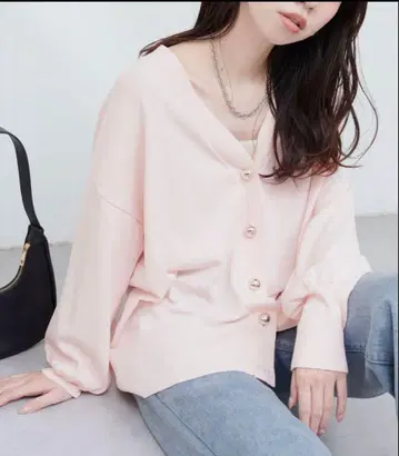 natural couture UV 안티 필링 금장 버튼 가디건 핑크