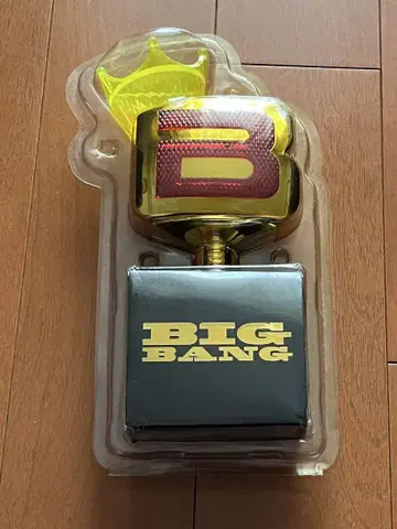 빅뱅 10주년 기념 펜라이트 골드