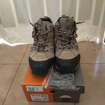 WM5005TR BE 아웃도어 신발 26.0