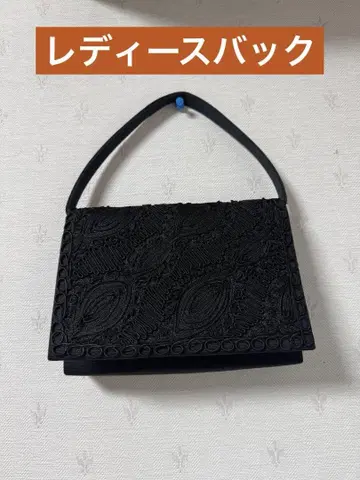 블랙 백 외출용 백 클러치 백 품질 좋은 제품 자수가 아름다운 검은색 백