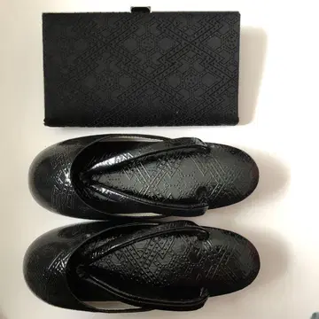 포멀 블랙 기하학 패턴 동일 원단 조리 23cm 백 오더 제품