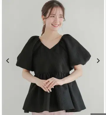 블랙 Fit more 자카드 카슈쿨 페플럼 상의