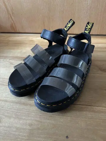 닥터 마틴 두꺼운 밑창 샌들 글리터 23.5cm