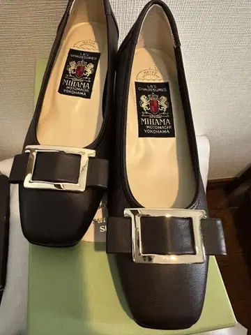 MIHAMA 버클 플랫슈즈 22.5cm