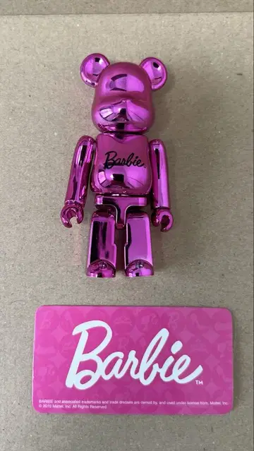 BE@RBRICK 베어브릭 시리즈21 cute 뒷면 Barbie
