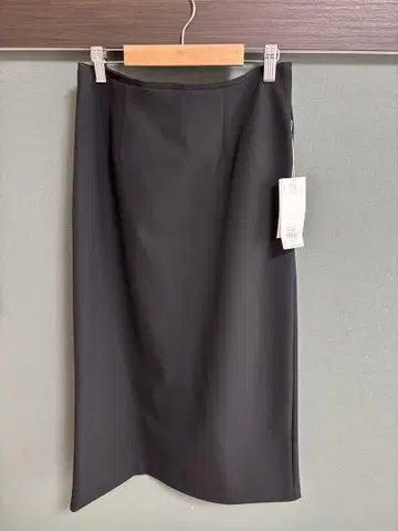 미라오언 블랙 타이트 스커트