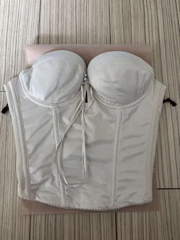 MIRROR MIRROR 백리스 뷔스티에 브라이덜 이너