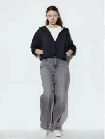 신품! UNIQLO 유니클로 와이드 스트레이트 진 그레이 23