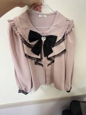 팔 엘피 블라우스 핑크