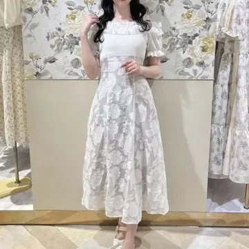 새상품급 evelyn 루미네 한정판 도킹 레이스업 op