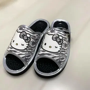 산리오 헬로키티 건강 샌들 L 사이즈