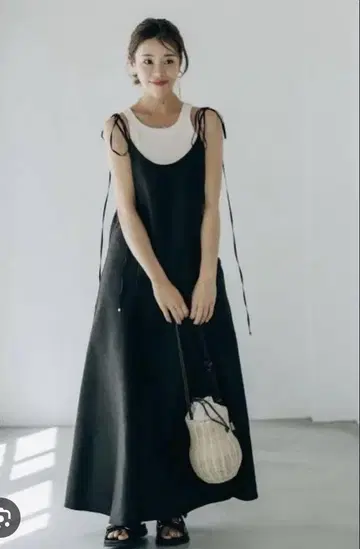 새틴 여름 드레스 블랙 / 도트