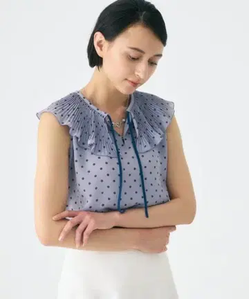 22 AW ANAYI 아나이 하트 도트 프린트 플리츠 깃 블라우스 38
