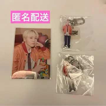 SEVENTEEN HOLIDAY 캡슐 토이 스 SEUNGKWAN