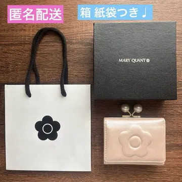 마리 콴트 엠보싱 데이지 펄 미니 지갑 핑크