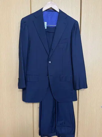 Brilla 네이비 스트라이프 비즈니스 정장