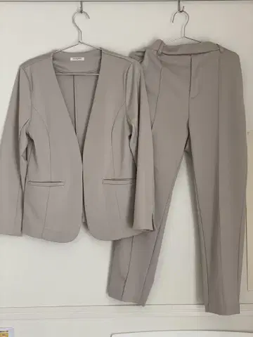 하니스 입학식 엄마 정장