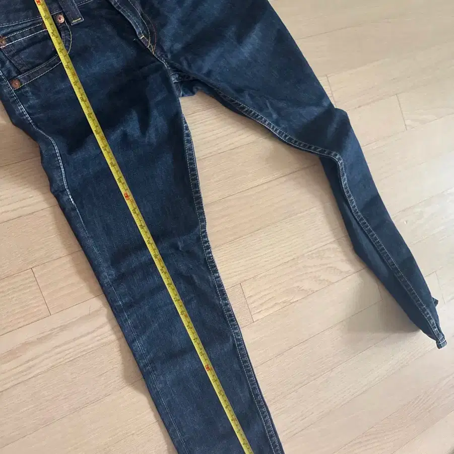 パンツ 00s Levi's 607 black flared denim Y2K 00s Levi's 607 black flared denim Y2K Grunge & Y2K Flare Jeans