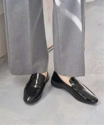 [시착만 한 상품] LE TALON 르탈론 레인 몰드 로퍼 23cm