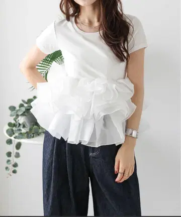 AMELY 볼륨 프릴 톱