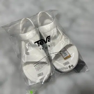테바 화이트 스포츠 샌들 10