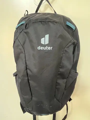 deuter 블랙 배낭 12