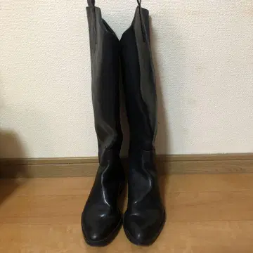 ZARA 블랙 롱 부츠
