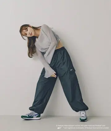 미사용 새상품 내추럴 뷰티 베이직 Reebok 별주 와이드 팬츠