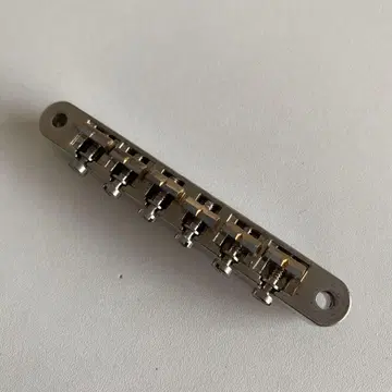 Gibson ABR-1용 브라스 안장 플랫 헤드