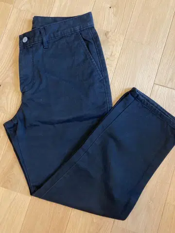 마거릿 호웰과 에드윈 블랙 데님 W28