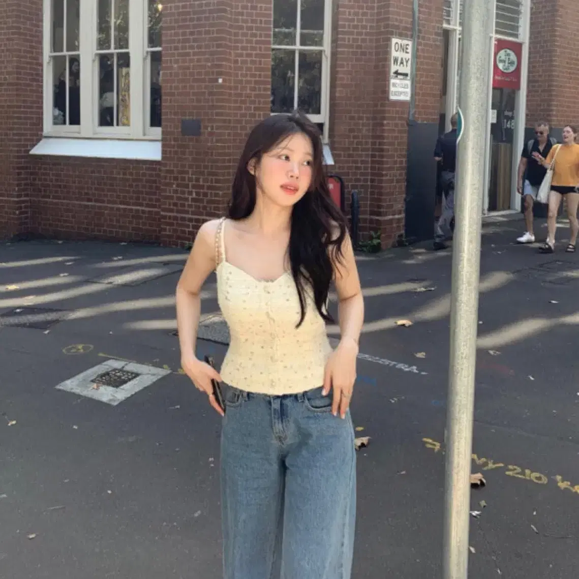 ★SCULPTOR★ Rhinestone Lowrise Denim Mid Blue SC24A422BL Rhinestone Lowrise Denim Mid Blue - Borderfree