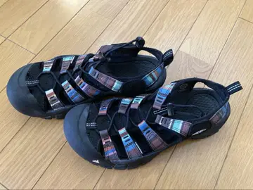 KEEN NEWPORT H2 샌들 WOMAN 24.0cm