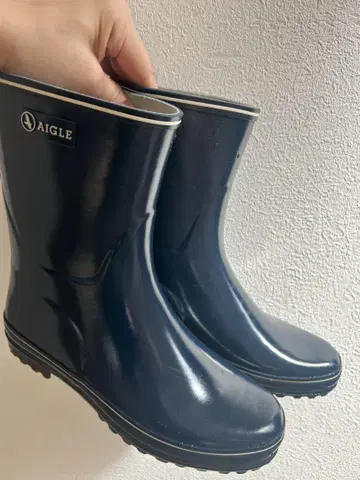 AIGLE 네이비 숏 레인 부츠 사이즈 36