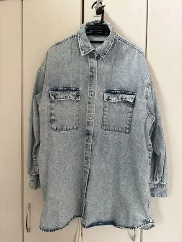 JEANASIS 라이트 블루 데님 셔츠