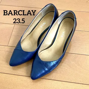 BARCLAY 네이비 가죽 포인트 토 펌프스