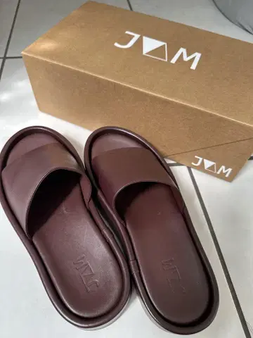 JAM 다크 브라운 슬라이드 샌들