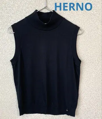 HERNO 헤르노 슬리브리스 니트 블랙 46